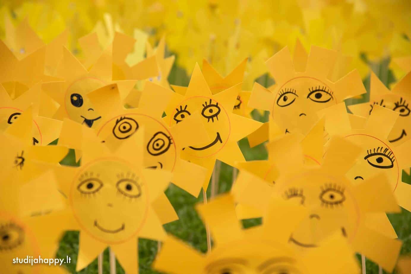 Lietuvos rekordas: Daugiausia saulę simbolizuojančių karpinių