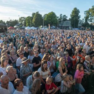 Daugiausia žmonių deklamavo eilėraštį